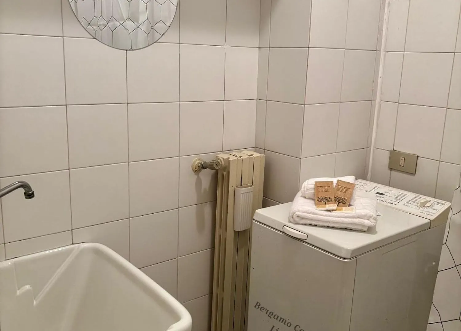 Bergamo Central Living Homestay