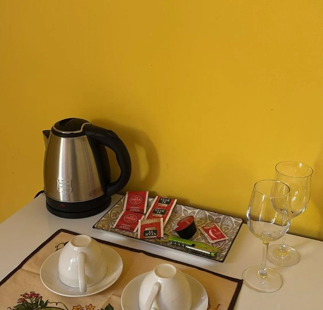 Homestay Bergamo Central Living Italy