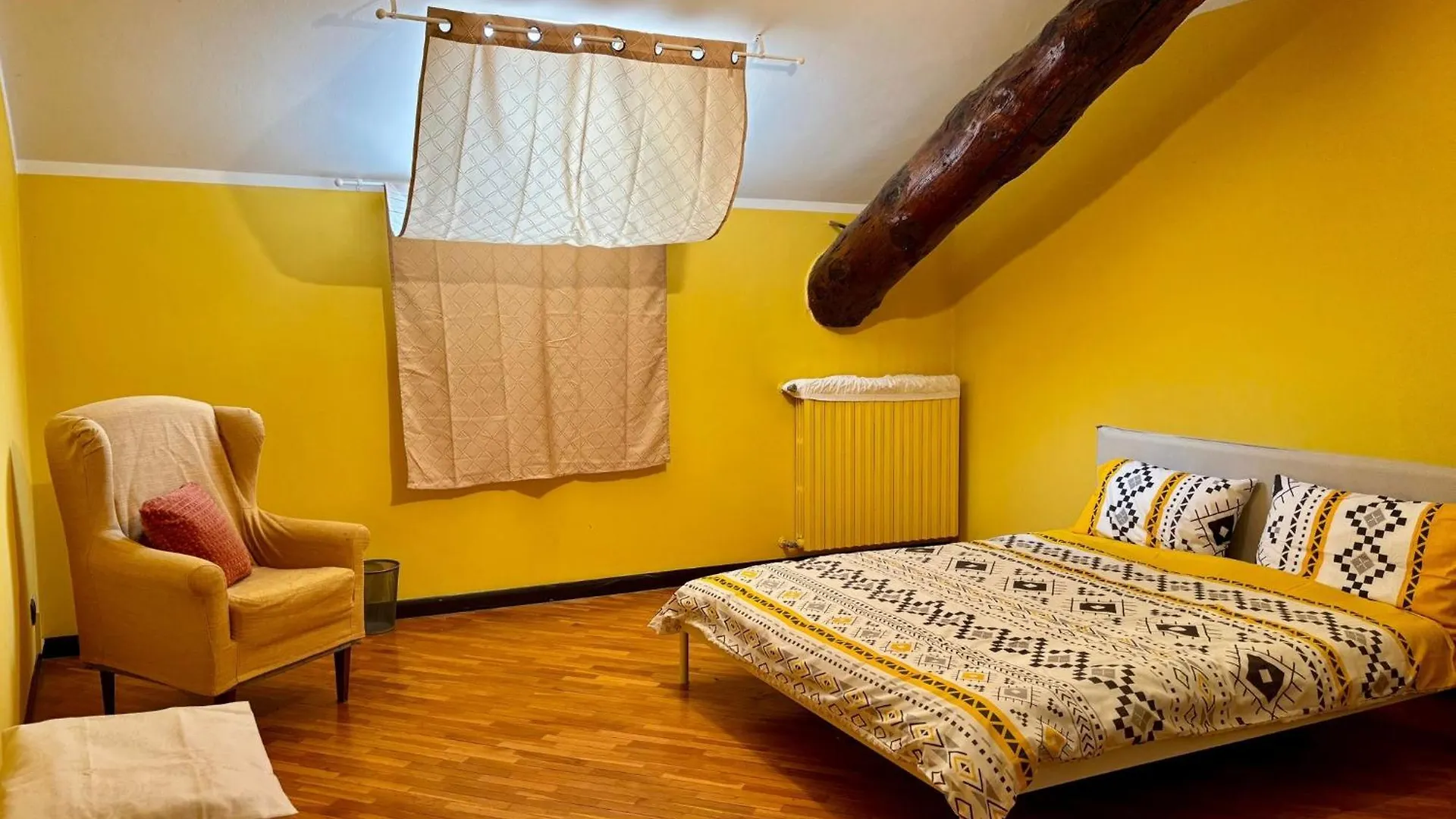 Bergamo Central Living Homestay