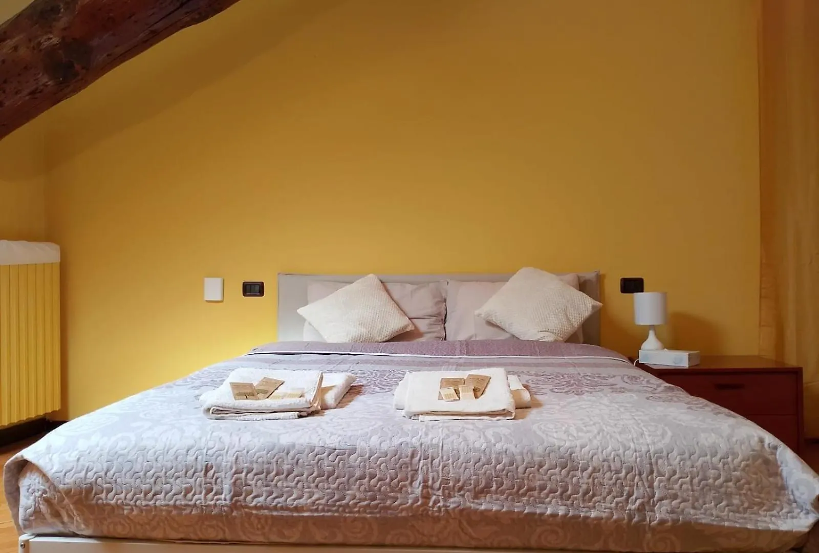 Homestay Bergamo Central Living